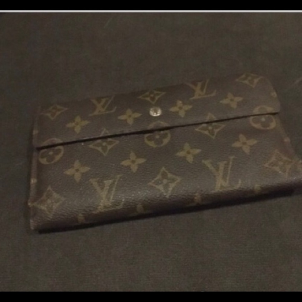 Authentic Louis Vuitton wallet
